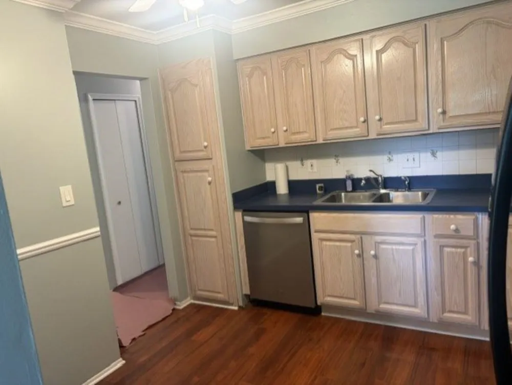 4603 Leisure Lane Trenton City, MI 48183