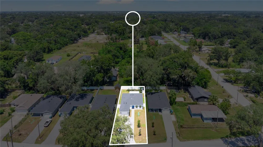 233 E 16TH STREET Apopka, FL 32703