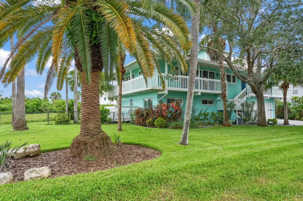 7500 141ST STREET Seminole, FL 33776