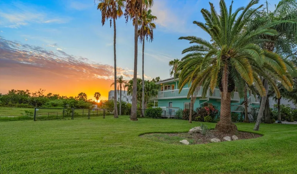 7500 141ST STREET Seminole, FL 33776