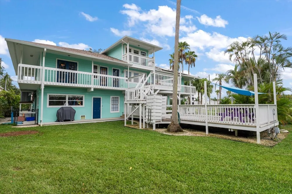 7500 141ST STREET Seminole, FL 33776