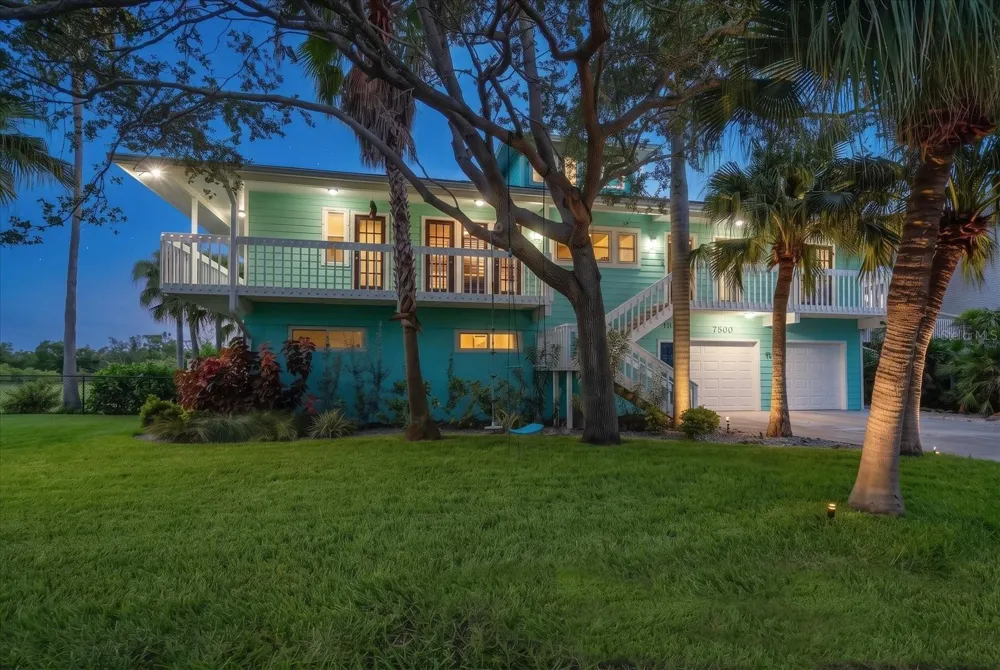 7500 141ST STREET Seminole, FL 33776