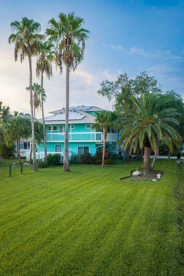 7500 141ST STREET Seminole, FL 33776