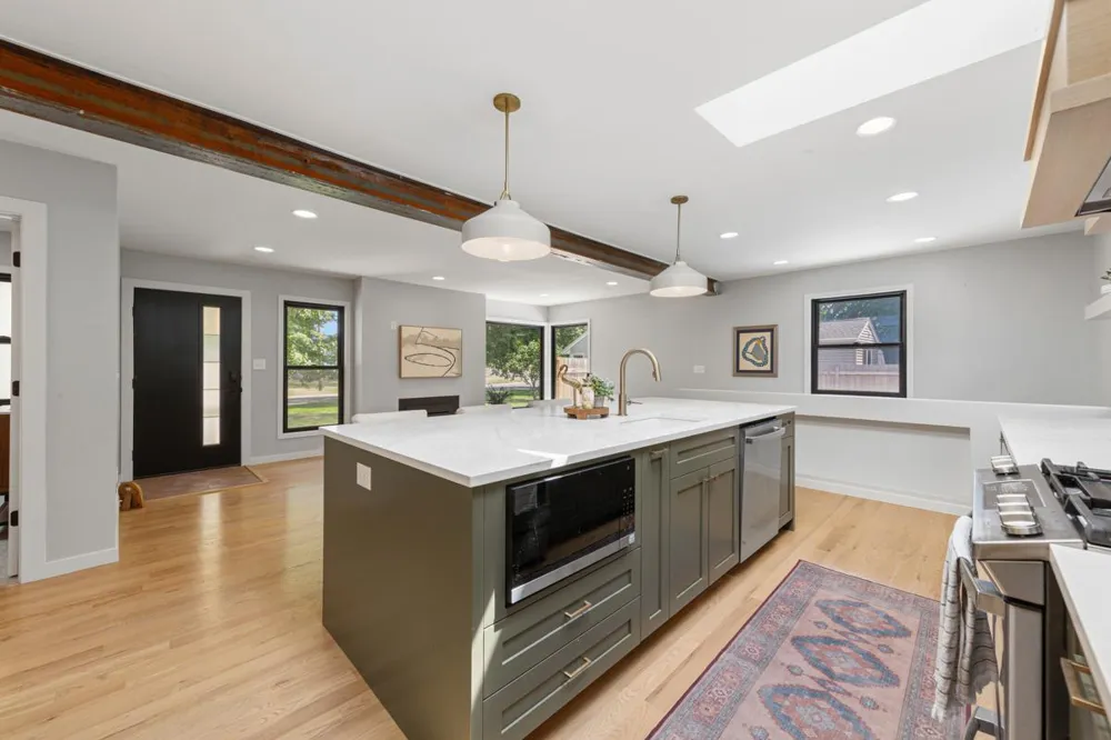 5400 Richmond Lane Edina, MN 55436