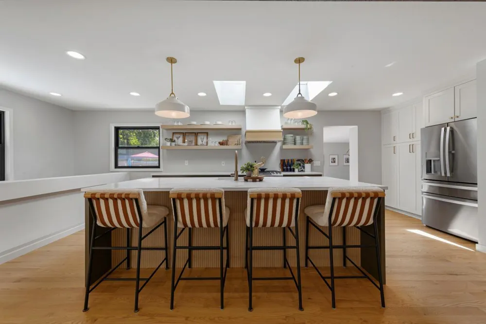 5400 Richmond Lane Edina, MN 55436