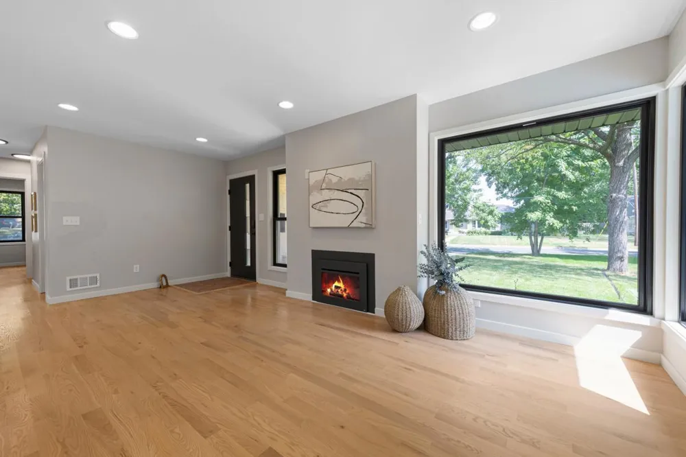 5400 Richmond Lane Edina, MN 55436