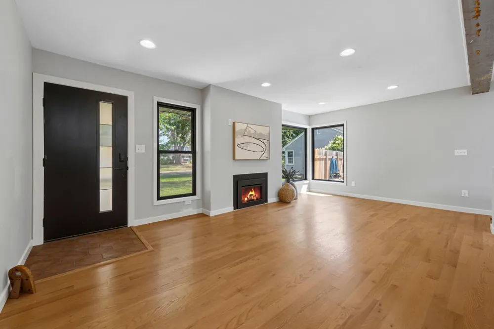 5400 Richmond Lane Edina, MN 55436