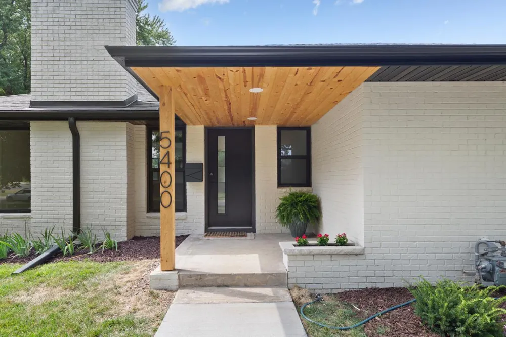 5400 Richmond Lane Edina, MN 55436
