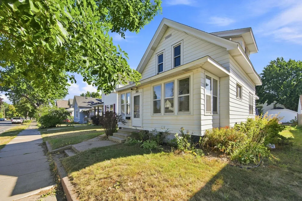 309 4th Avenue S South Saint Paul, MN 55075