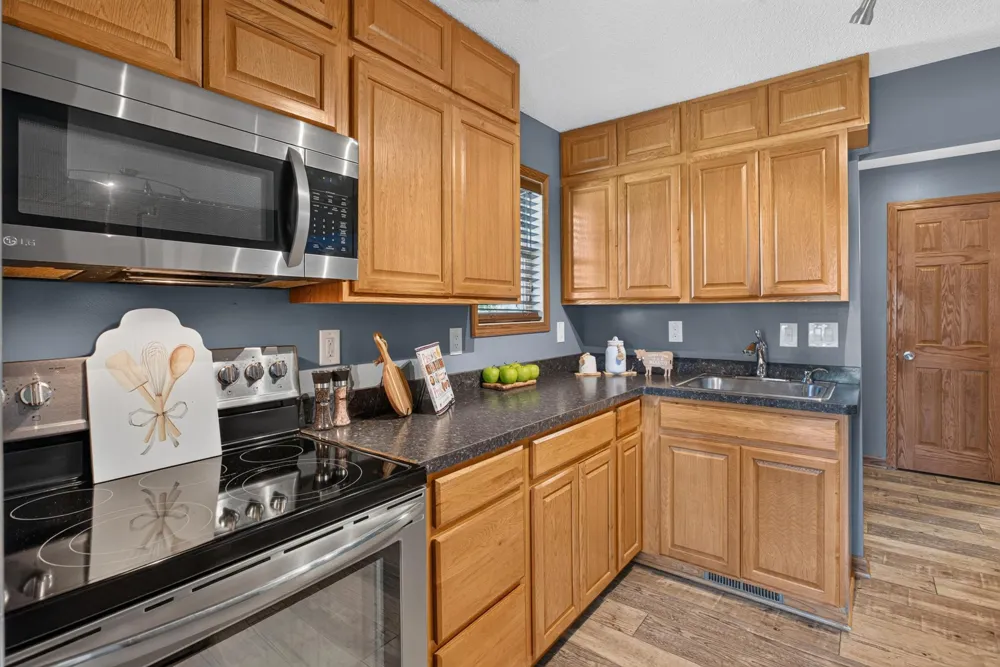 935 5th Avenue W Shakopee, MN 55379