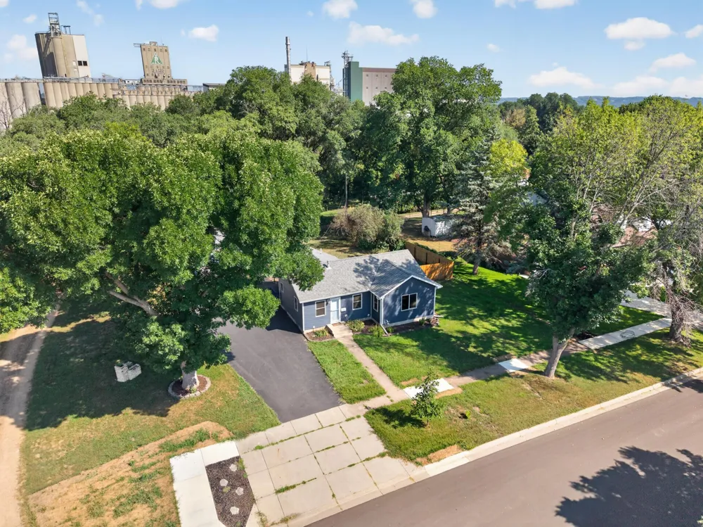 935 5th Avenue W Shakopee, MN 55379