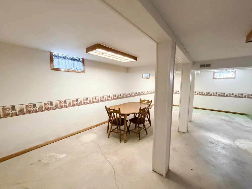102 Milbrath Street Okabena, MN 56161