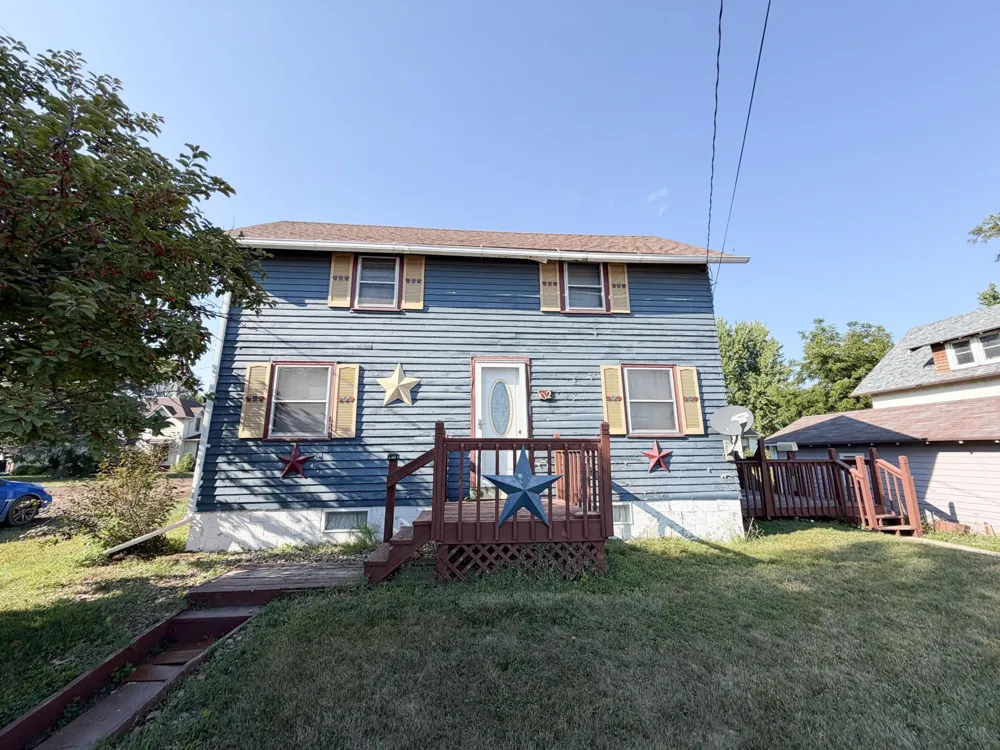 102 Milbrath Street Okabena, MN 56161