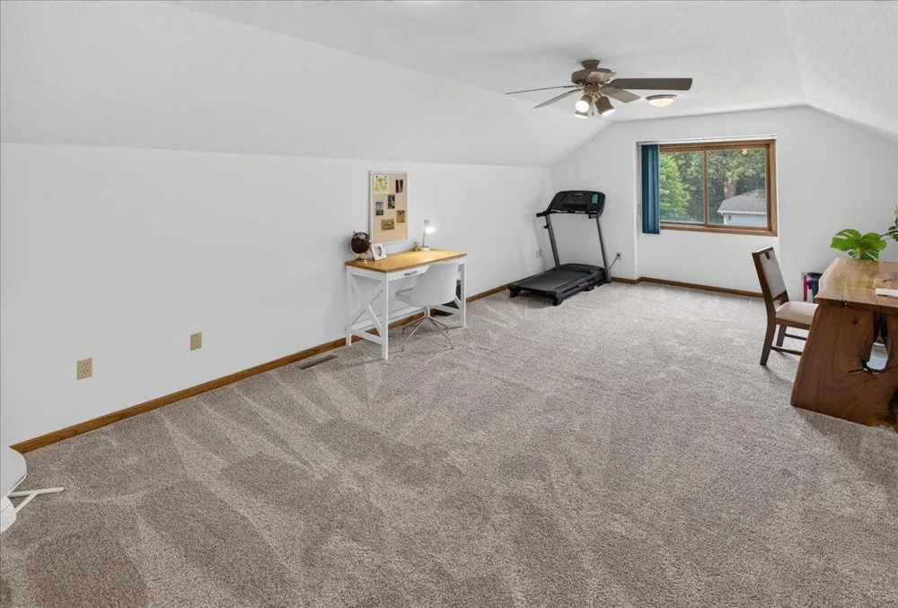 246 8th Street NW Elk River, MN 55330