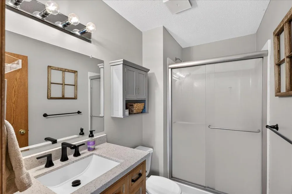 246 8th Street NW Elk River, MN 55330