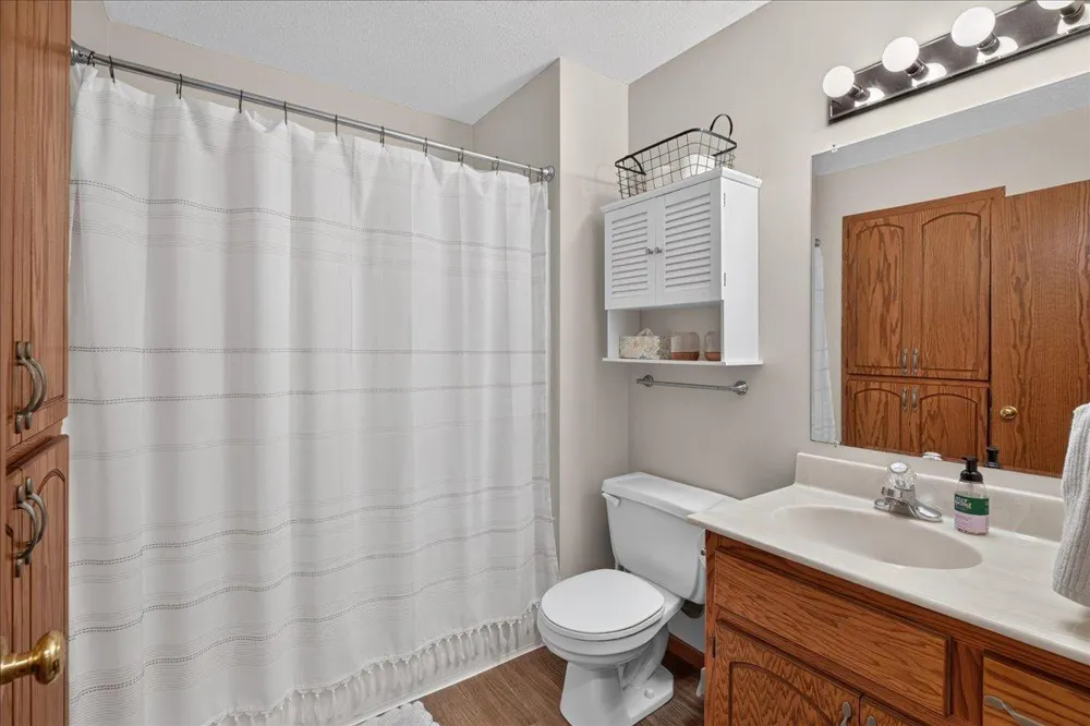 246 8th Street NW Elk River, MN 55330