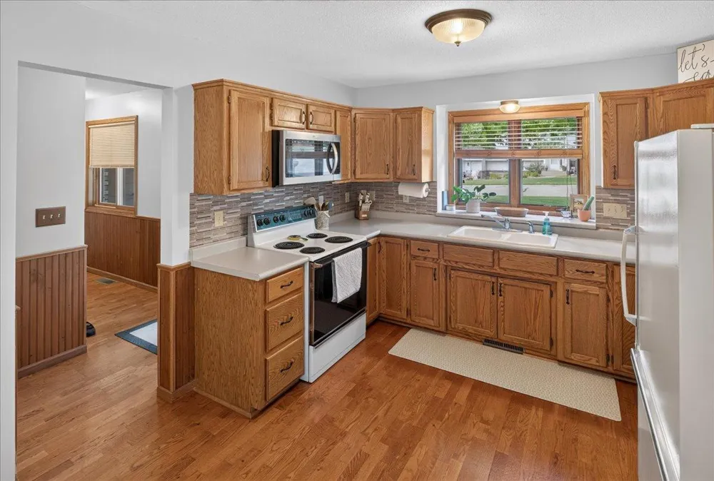 246 8th Street NW Elk River, MN 55330