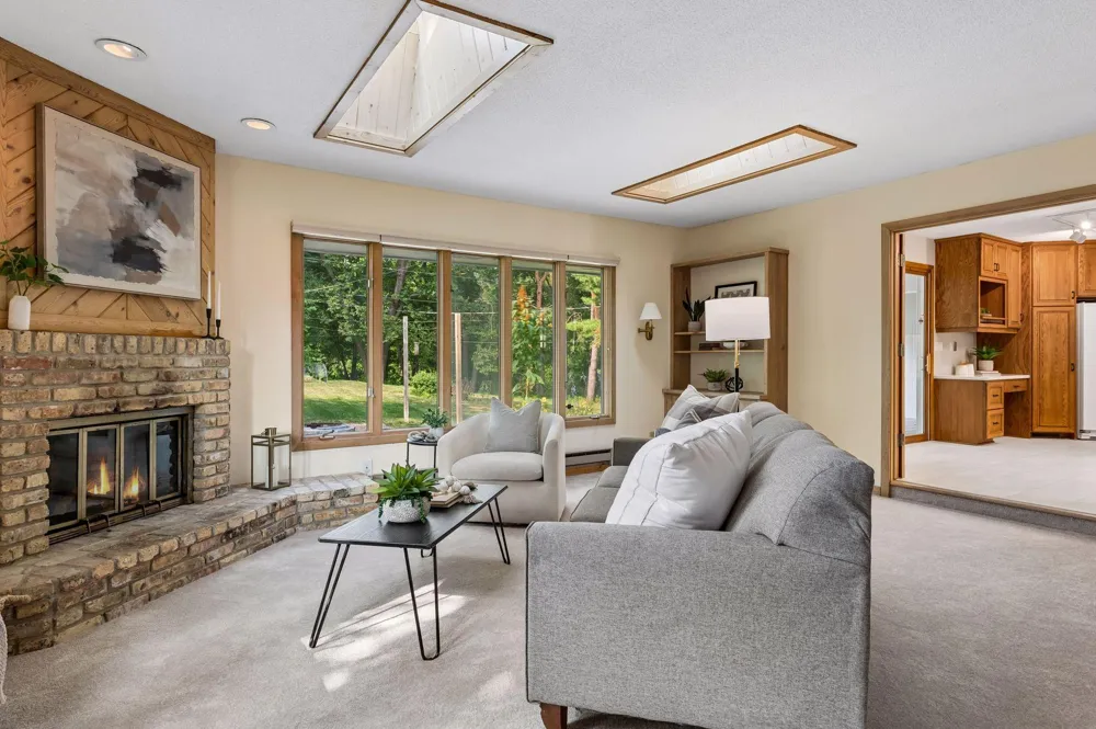 5908 W 104th Street Bloomington, MN 55438