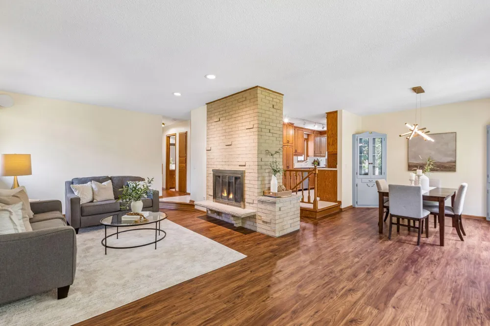 5908 W 104th Street Bloomington, MN 55438