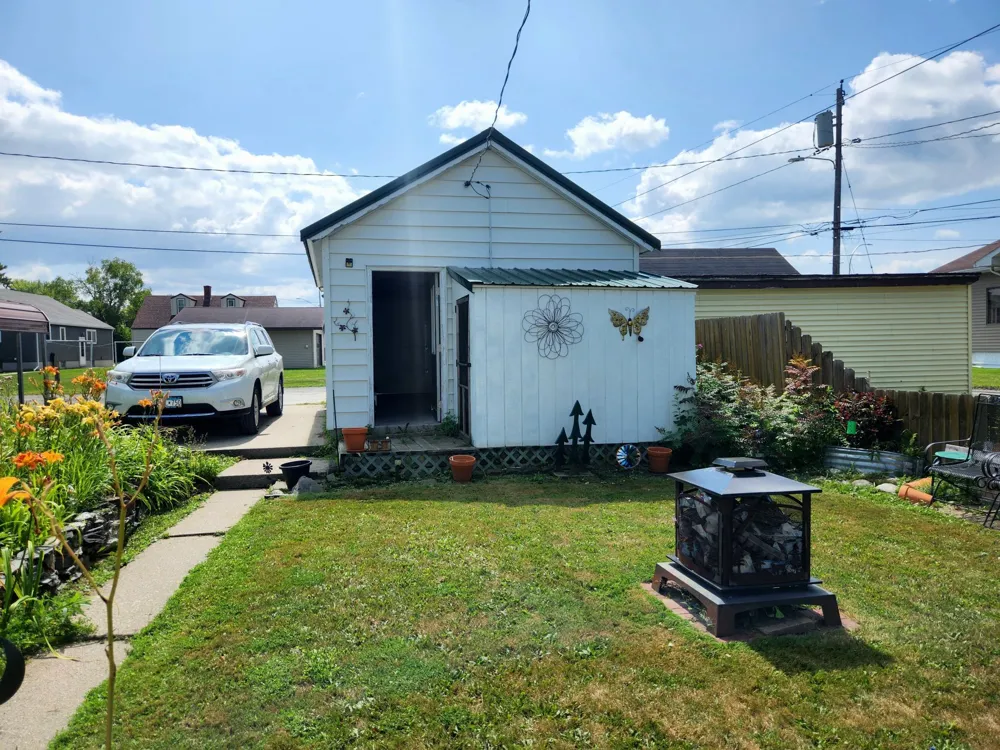 119 13th Street W International Falls, MN 56649