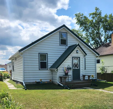 119 13th Street W