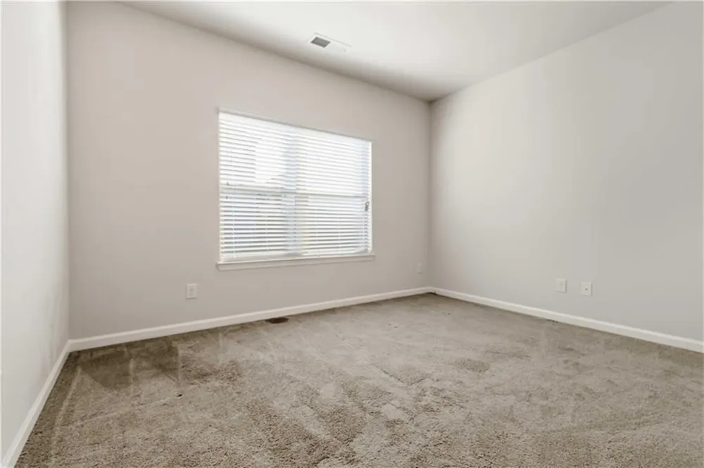 2138 Dodson Woods Drive Union City, GA 30213