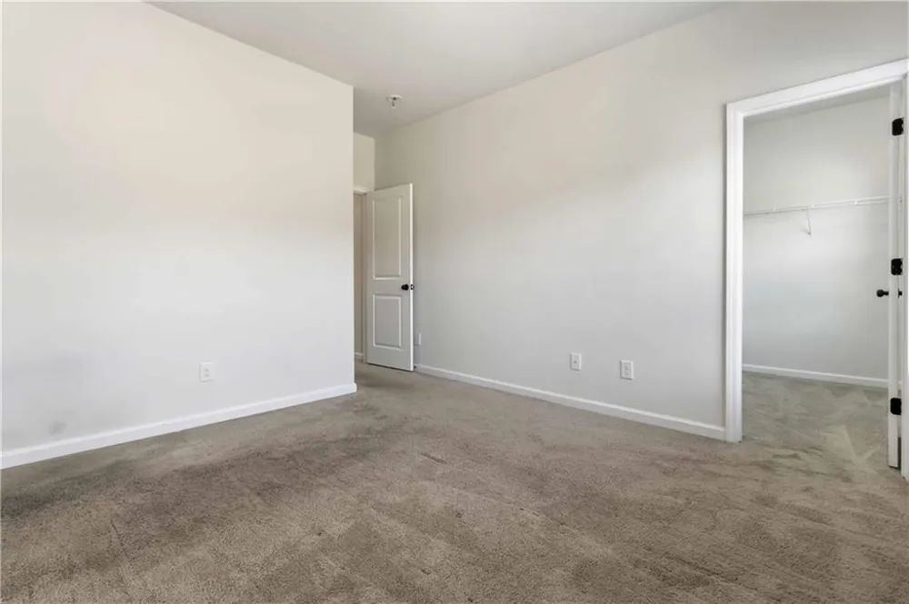 2138 Dodson Woods Drive Union City, GA 30213