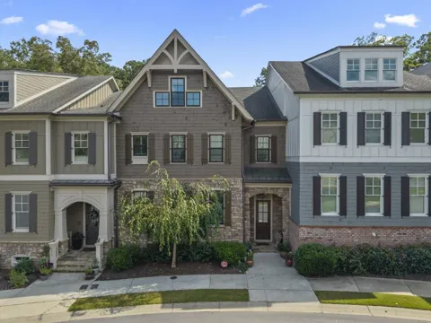 276 Trecastle Square