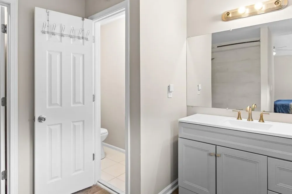 5062 Leland Drive Stone Mountain, GA 30083