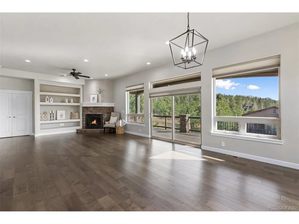 1120 Highlands Woodland Park, CO 80863