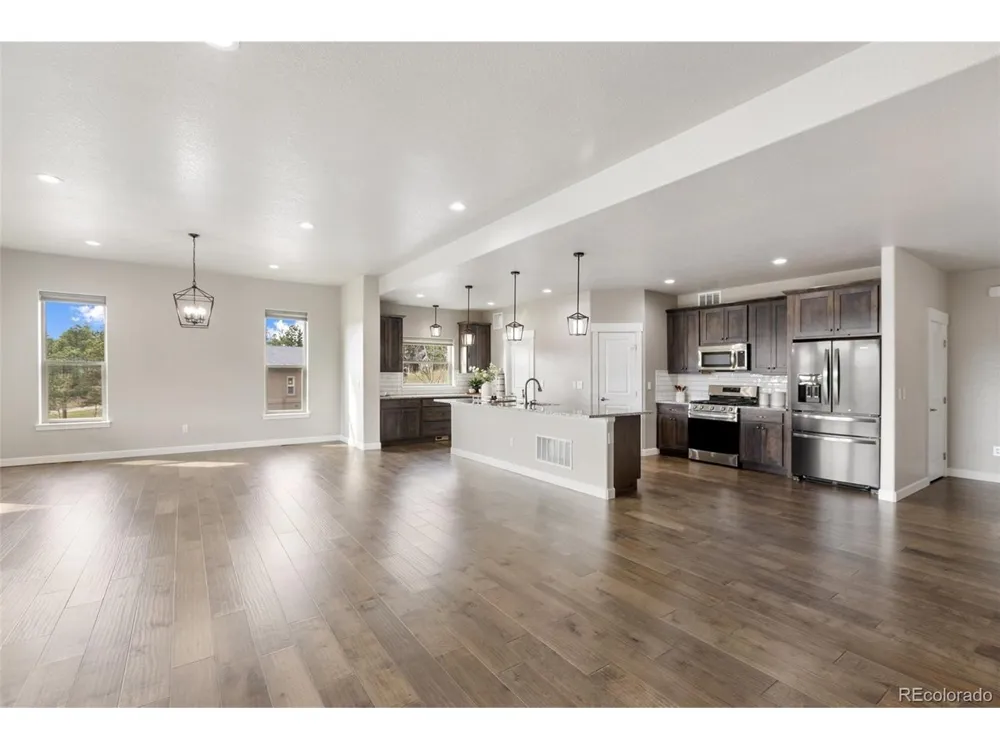 1120 Highlands Woodland Park, CO 80863