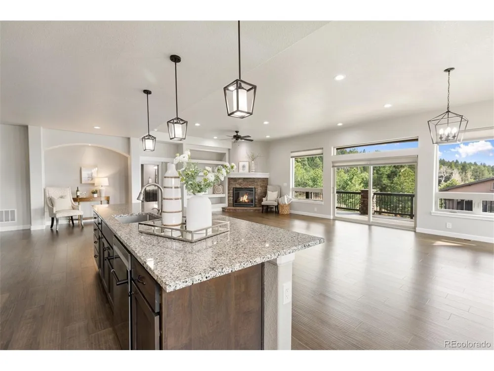 1120 Highlands Woodland Park, CO 80863
