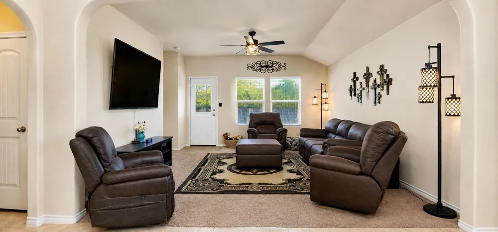 127 Creekview Drive Azle, TX 76020