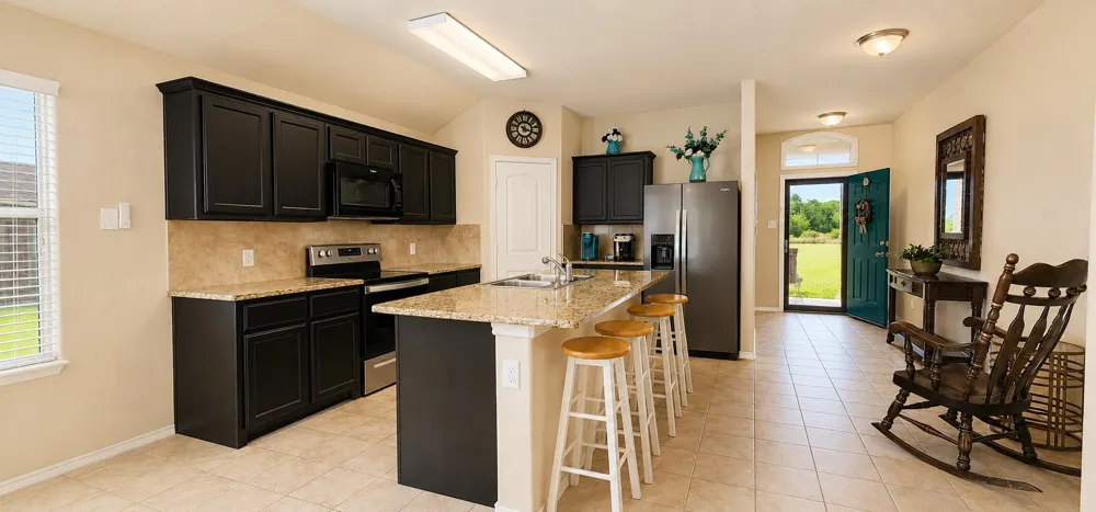 127 Creekview Drive Azle, TX 76020