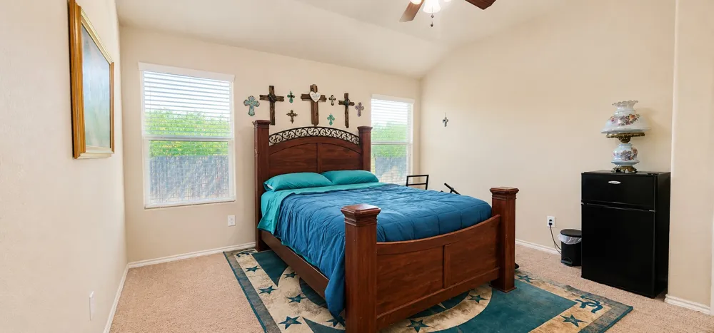 127 Creekview Drive Azle, TX 76020