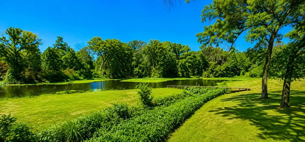 127 Creekview Drive Azle, TX 76020