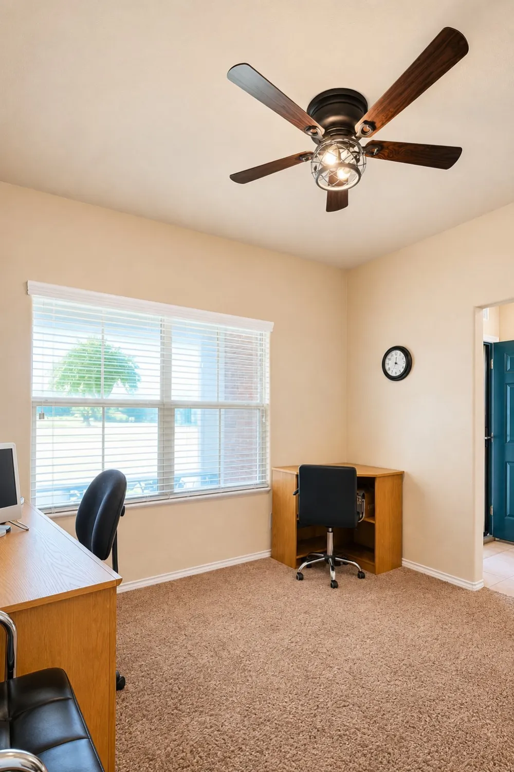 127 Creekview Drive Azle, TX 76020