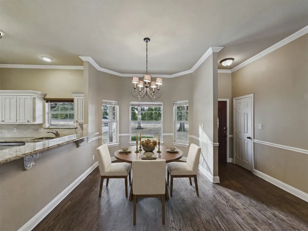 616 W Walcott Street Pilot Point, TX 76258