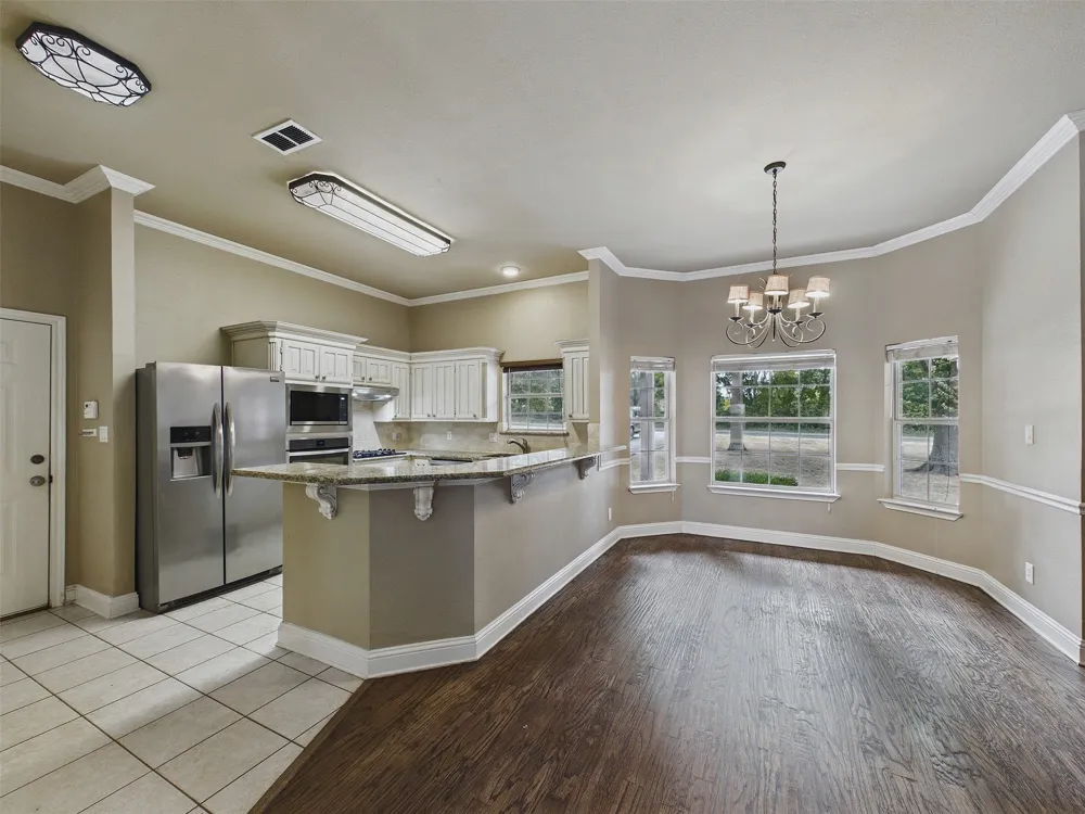 616 W Walcott Street Pilot Point, TX 76258