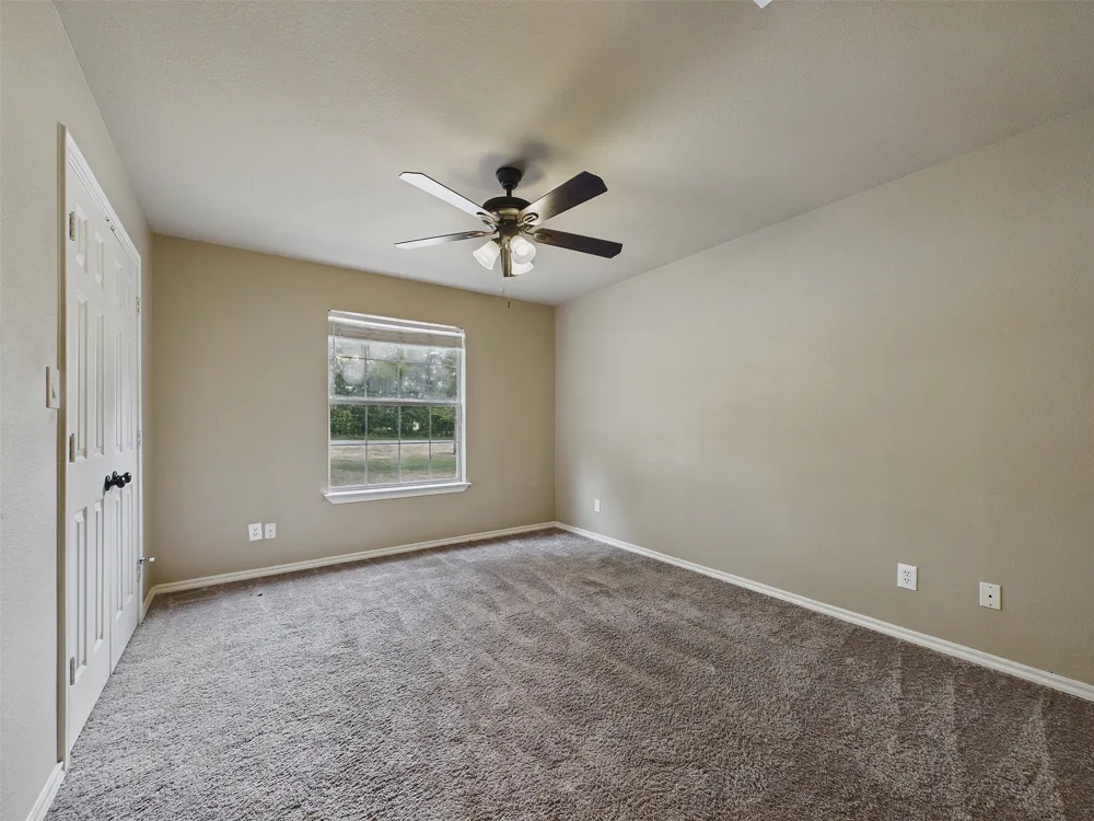 616 W Walcott Street Pilot Point, TX 76258