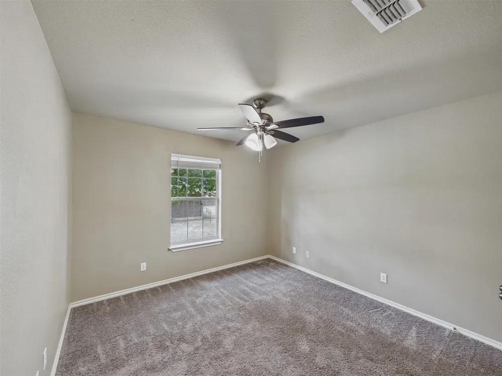 616 W Walcott Street Pilot Point, TX 76258