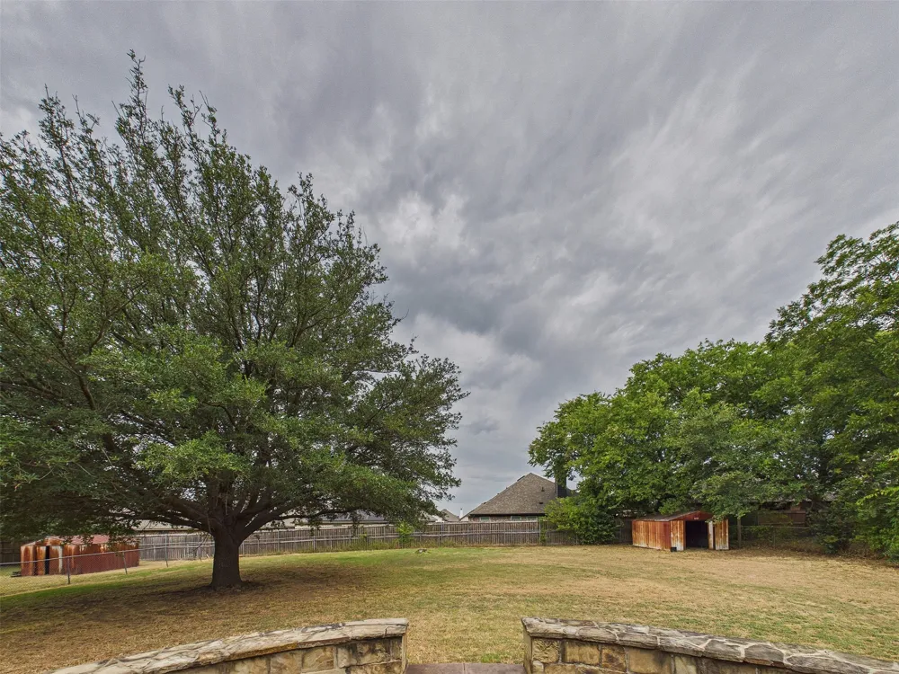 616 W Walcott Street Pilot Point, TX 76258