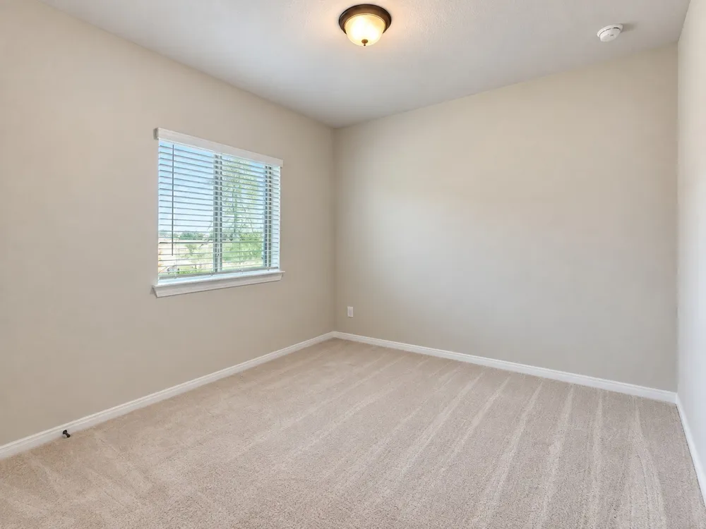 905 Carnation Drive Crowley, TX 76036