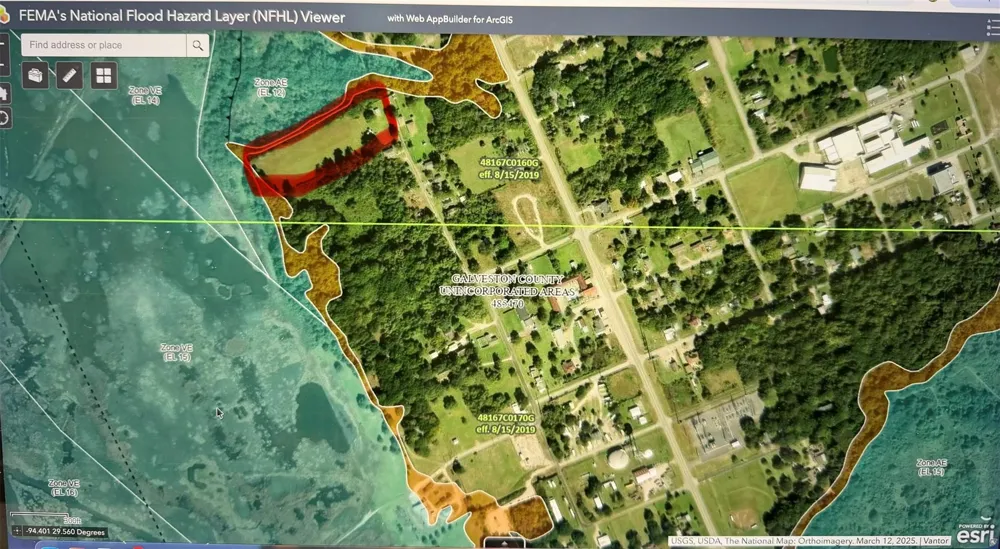 1433 Kane Lane High Island, TX 77623