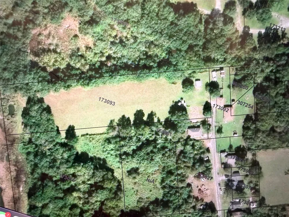 1433 Kane Lane High Island, TX 77623