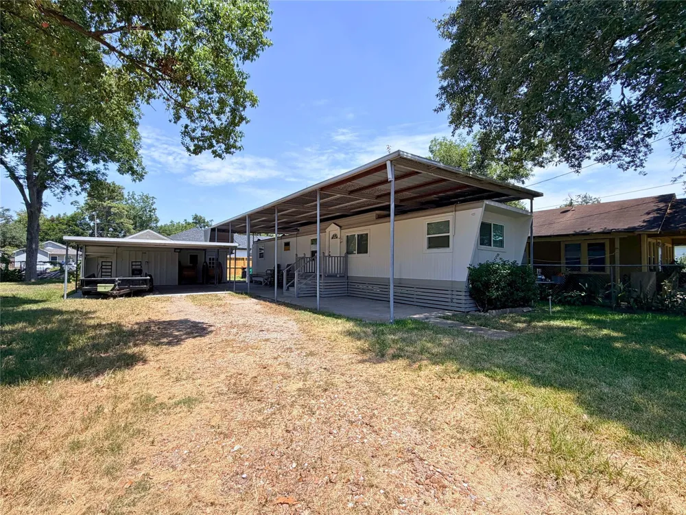 310 E Jack Street Baytown, TX 77520