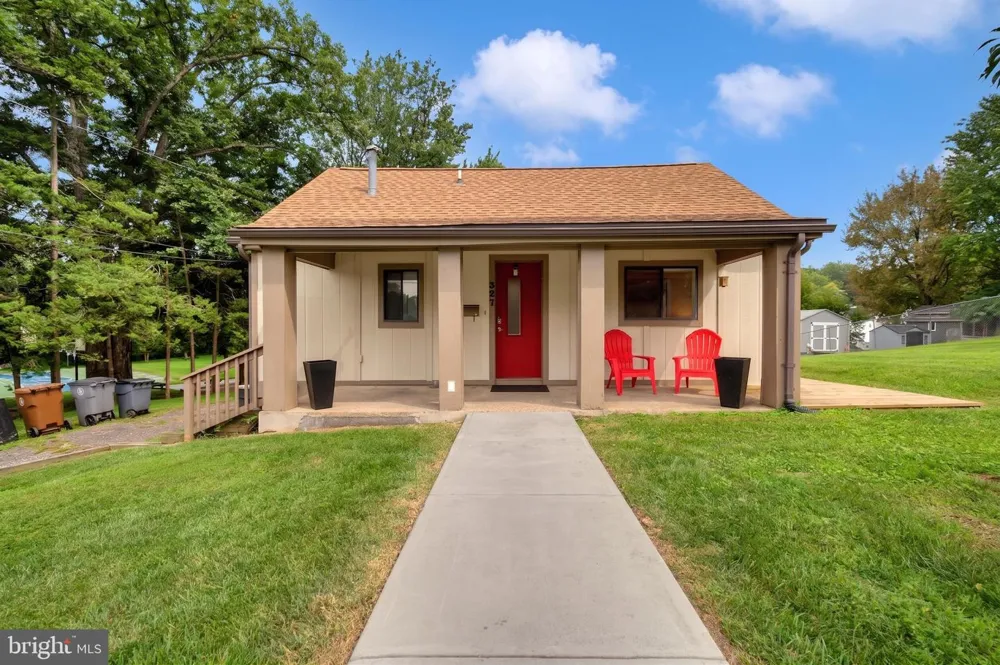 327 S HORNERS LANE Rockville, MD 20850