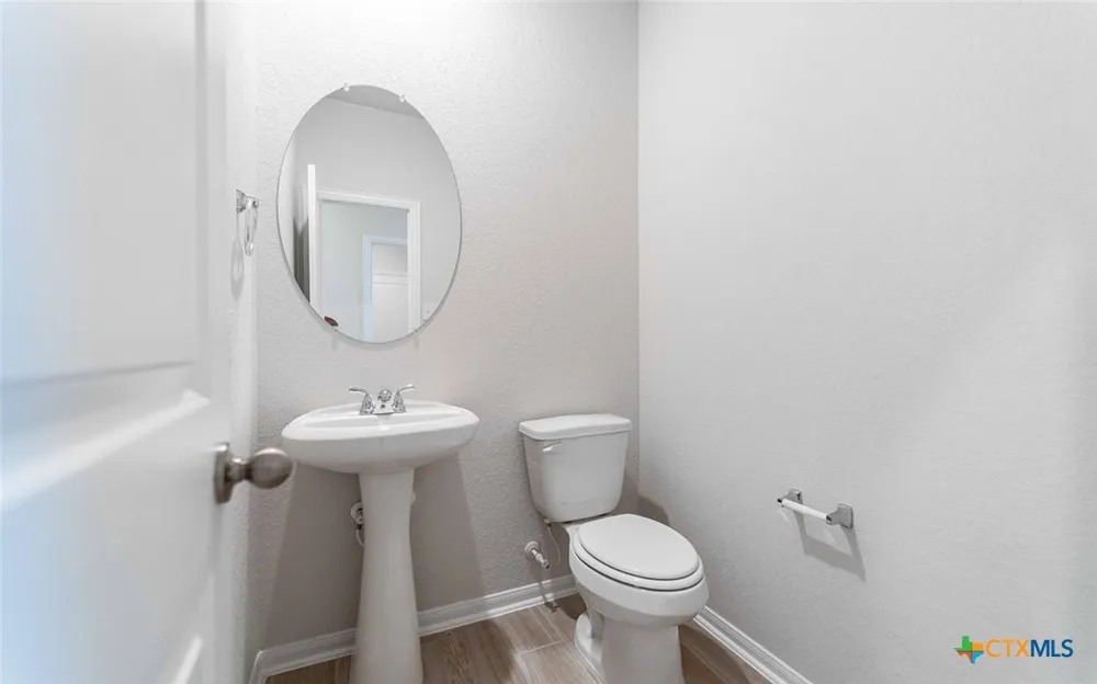 1232 Sweden Seguin, TX 78155