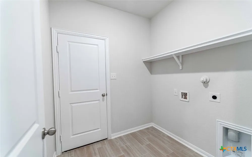 1232 Sweden Seguin, TX 78155