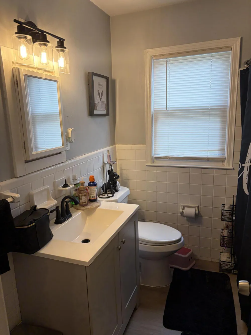 18723 Woodland Street Harper Woods, MI 48225